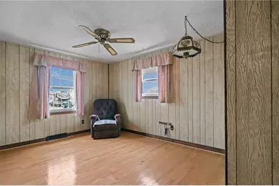 142 Stoneham Drive, Woonsocket, RI 02895 - Photo 23