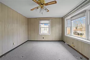 142 Stoneham Dr, Woonsocket, RI 02895 - Photo 11