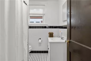 166 Narragansett St, Cranston, RI 02905 - Photo 15