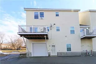 359 Main Rd, Tiverton, RI 02878 - Photo 5