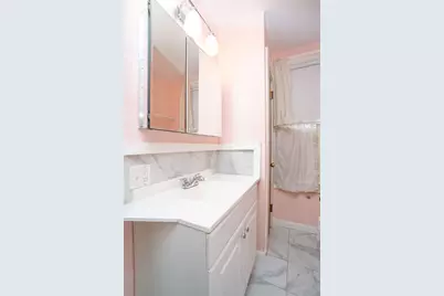 15 Taft Avenue, Providence, RI 02906 - Photo 21