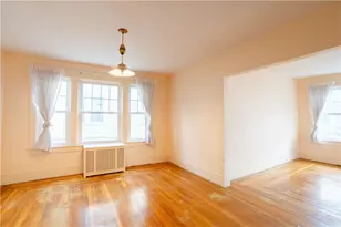 15 Taft Ave, Providence, RI 02906 - Photo 7