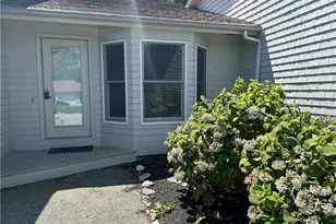 83 Valley Ln, Portsmouth, RI 02871 - Photo 9