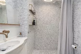 36 Kay St, Newport, RI 02840 - Photo 15