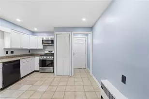 5 Bradley St, Providence, RI 02908 - Photo 7