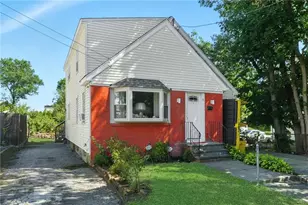 5 Bradley St, Providence, RI 02908 - Photo 1