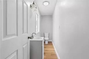 72 Stowe Ave, East Providence, RI 02915 - Photo 23