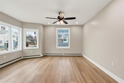 72 Stowe Avenue, East Providence, RI 02915 - Photo 9