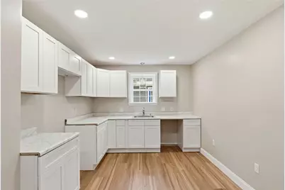 72 Stowe Avenue, East Providence, RI 02915 - Photo 15