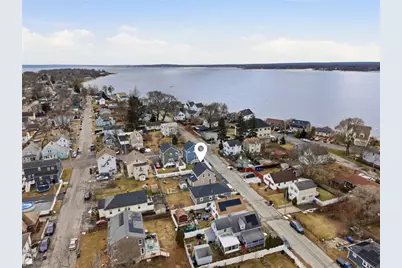 72 Stowe Avenue, East Providence, RI 02915 - Photo 3