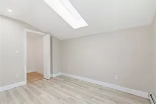 72 Stowe Ave, East Providence, RI 02915 - Photo 21