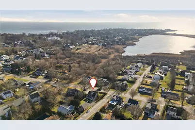 128 Ruggles Avenue, Newport, RI 02840 - Photo 3