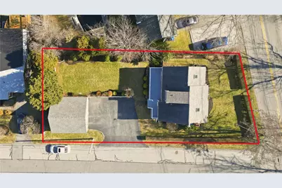 128 Ruggles Avenue, Newport, RI 02840 - Photo 5