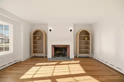 128 Ruggles Avenue, Newport, RI 02840 - Photo 19