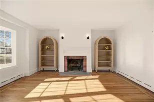 128 Ruggles Ave, Newport, RI 02840 - Photo 19