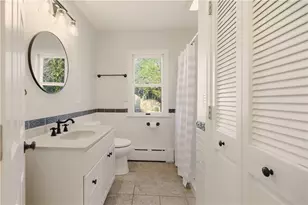 128 Ruggles Ave, Newport, RI 02840 - Photo 13