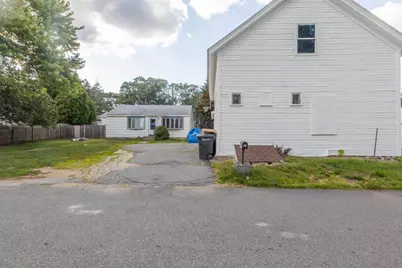 7 Belvedere Street, Johnston, RI 02919 - Photo 5