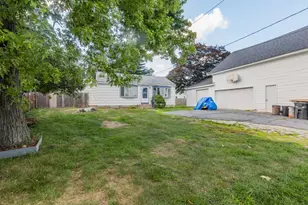 7 Belvedere St, Johnston, RI 02919 - Photo 1