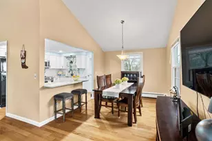 328 New London Ave, West Warwick, RI 02893 - Photo 21