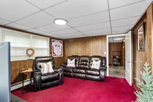 328 New London Ave, West Warwick, RI 02893 - Photo 37