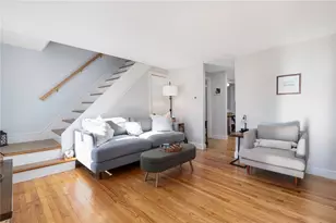 7 Bay Ave, Barrington, RI 02806 - Photo 5