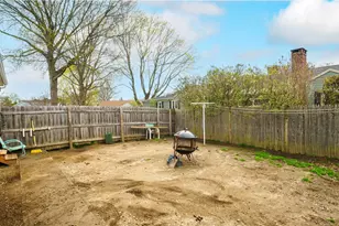 71 Bent Rd, East Providence, RI 02916 - Photo 29