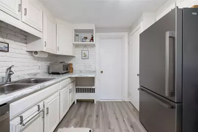 7 Bay Avenue, Barrington, RI 02806 - Photo 23