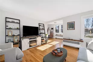 7 Bay Ave, Barrington, RI 02806 - Photo 7