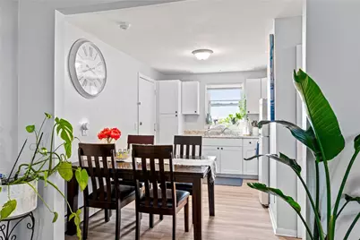 70 Carroll Avenue #303, Newport, RI 02840 - Photo 5