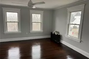 40 Pleasant St, Westerly, RI 02891 - Photo 15