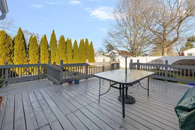 39 Holiday Avenue, Warwick, RI 02888 - Photo 27