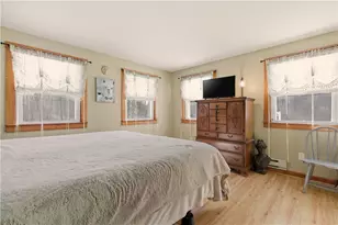 164 Stoney Hollow Rd, Tiverton, RI 02878 - Photo 17