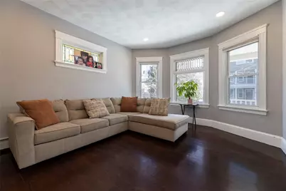 68 Radcliffe Avenue, Providence, RI 02908 - Photo 3