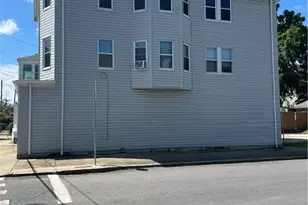 342 Academy Ave, Providence, RI 02908 - Photo 3