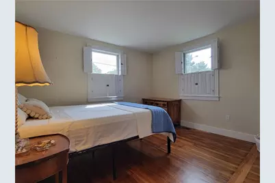 23 Morgan Street, Newport, RI 02840 - Photo 15