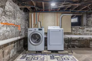 67 Perry St, Newport, RI 02840 - Photo 23