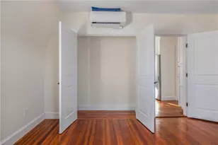 67 Perry St, Newport, RI 02840 - Photo 17