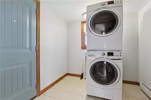 56 Mailloux St, Woonsocket, RI 02895 - Photo 17