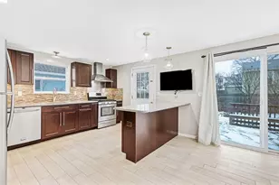 4 Plant St, Cumberland, RI 02864 - Photo 13