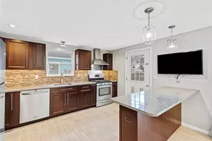 4 Plant St, Cumberland, RI 02864 - Photo 15