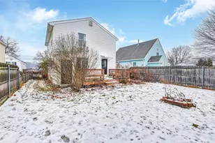 4 Plant St, Cumberland, RI 02864 - Photo 39