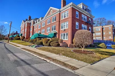 242 President Avenue #11, Providence, RI 02906 - Photo 3