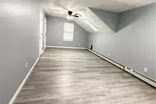 132 Pavilion Ave, Providence, RI 02905 - Photo 17