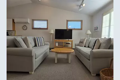 39 Elizabeth Road, Narragansett, RI 02882 - Photo 9