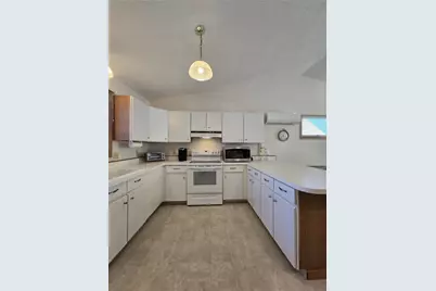 39 Elizabeth Road, Narragansett, RI 02882 - Photo 11