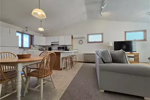 39 Elizabeth Rd, Narragansett, RI 02882 - Photo 13