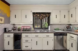 28 Weaver Hill Rd, West Greenwich, RI 02817 - Photo 11