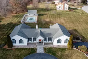 87 Mann School Rd, Smithfield, RI 02917 - Photo 3