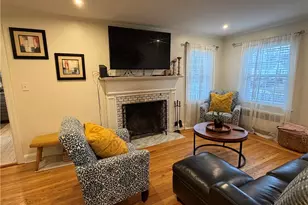 126 Jennie Ln, Warwick, RI 02889 - Photo 3