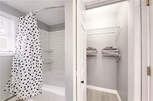 44 Hall St, Providence, RI 02904 - Photo 35